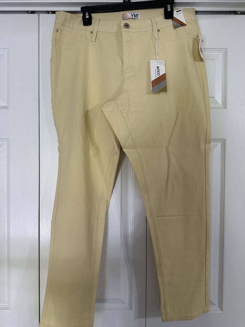 YMI Skinny Jeans Size 3X Banana Cream Forever Color